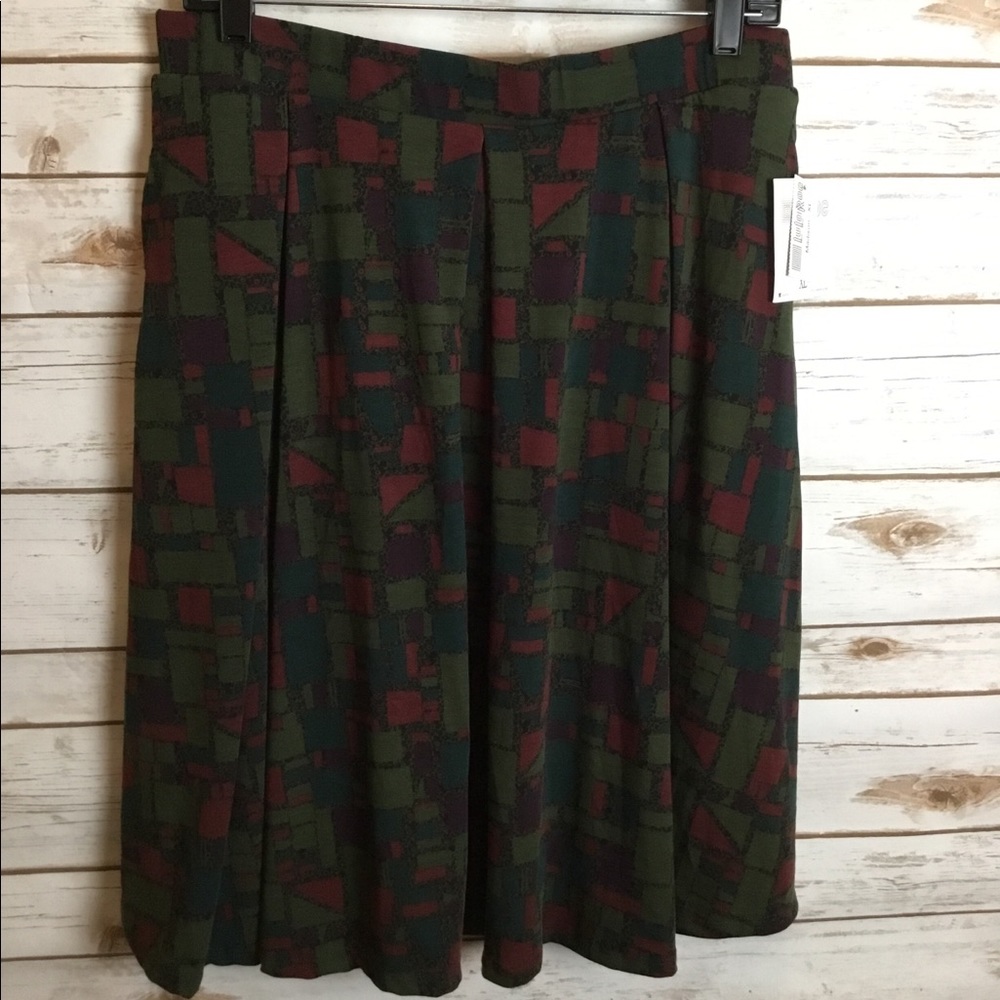 ⭐️NWT LuLaRoe Madison Skirt⭐️